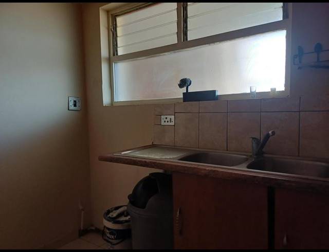 1 BEDROOM PROPERTY TO RENT IN NORTH BEACH